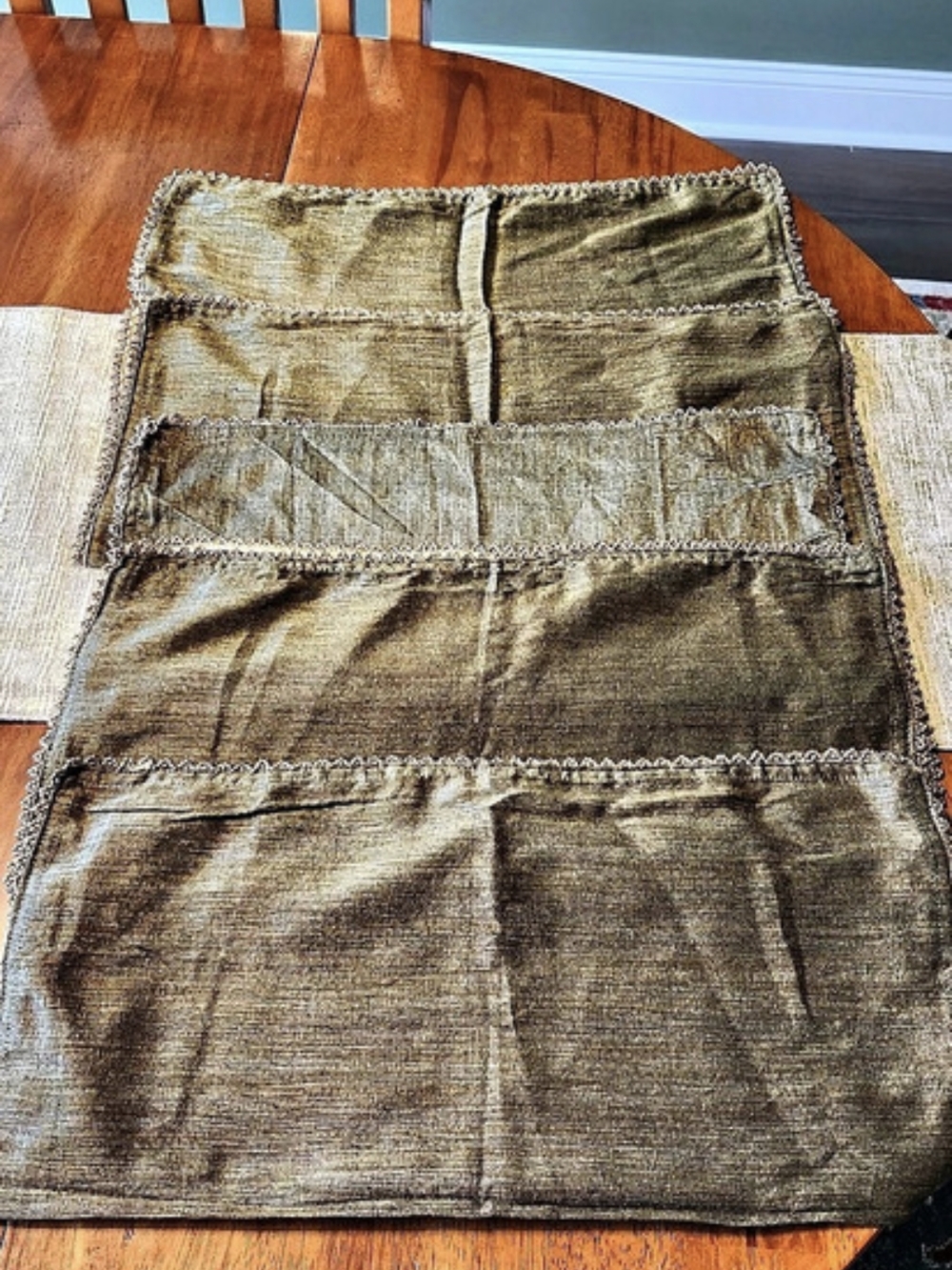 NWT Pier 1 Imports Beaded Napkins in Gold & Green